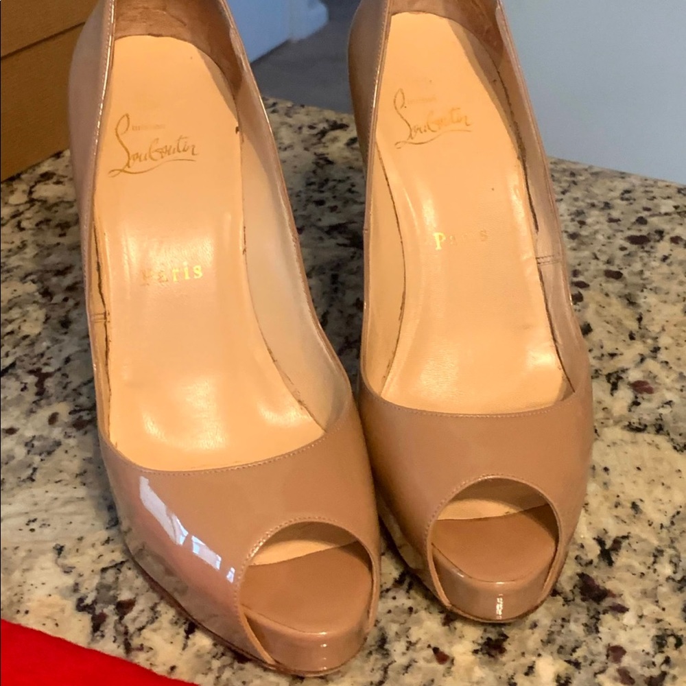 Christian Louboutin Very Prive Heels